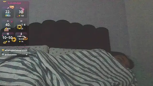 Sofia Clauss  online show from November 4, 2025, 9:57 am