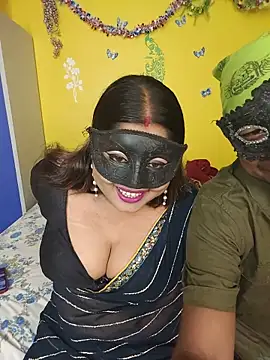 Snapshot of OrgsmMust chatting on February 4, 2026, 6:47 pm OrgsmMust online show from February 4, 2026, 6:47 pm