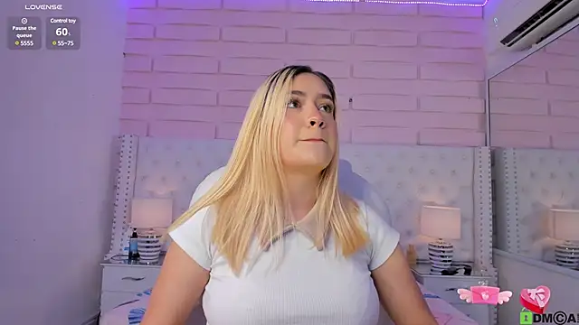 Yaaky  online show from December 13, 2024, 1:26 am