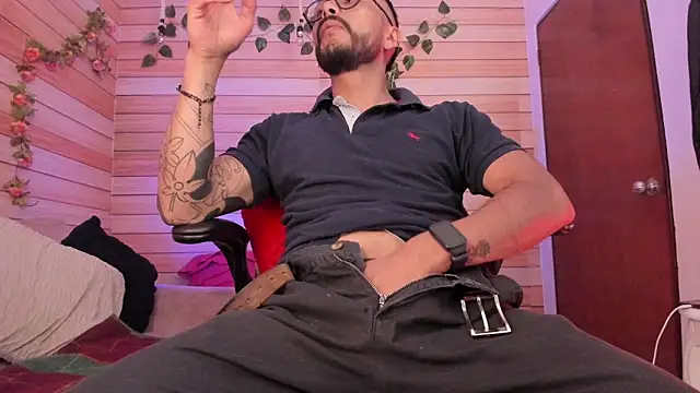 Tom cooper  online show from March 12, 2025, 1:19 pm