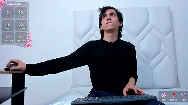 JeanRam18 online show from September 23, 2025, 8:05 pm