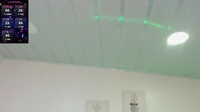 candy lux  online show from March 14, 2026, 12:11 pm