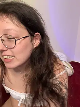 Snapshot of emigooflordXD chatting on September 21, 2025, 1:27 pm emigooflordXD online show from September 21, 2025, 1:27 pm