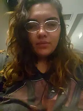 Snapshot of WitchiKitti chatting on September 17, 2025, 5:31 am WitchiKitti online show from September 17, 2025, 5:31 am