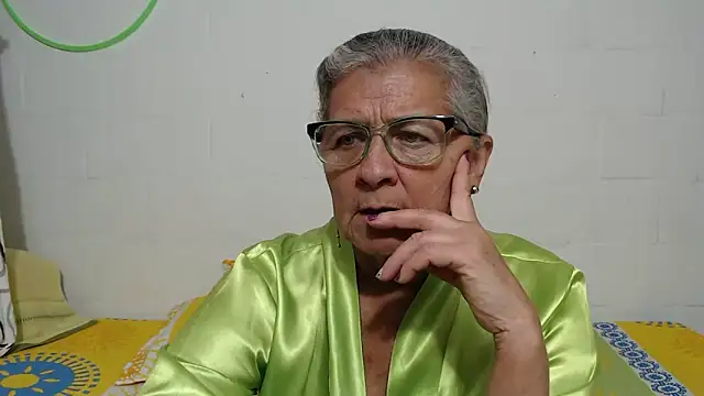 candy mature  online show from February 8, 2026, 12:19 am