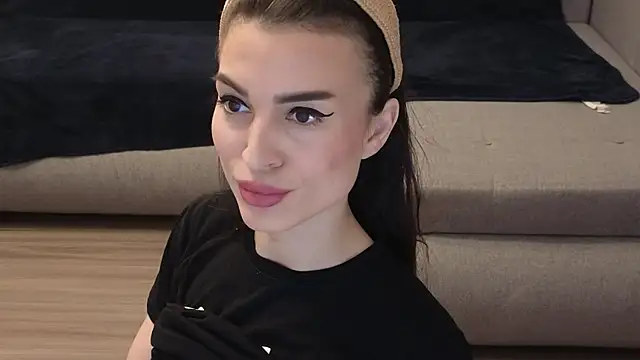 Snapshot of RebecaMur chatting on February 24, 2026, 10:38 am RebecaMur online show from February 24, 2026, 10:38 am