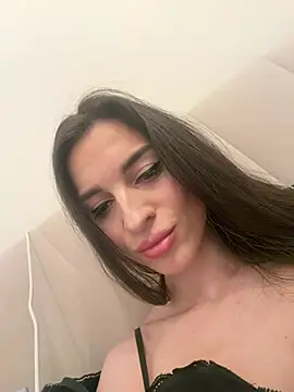 Snapshot of RebecaMur chatting on February 28, 2026, 5:34 pm RebecaMur online show from February 28, 2026, 5:34 pm