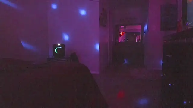 yiauana online show from February 25, 2026, 1:39 am