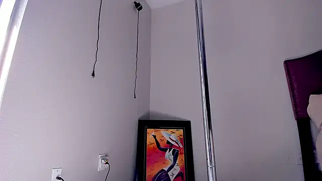 yiauana online show from October 21, 2025, 4:39 pm