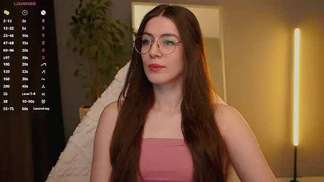 Snapshot of Ester_Hill chatting on February 19, 2026, 2:52 am Ester Hill online show from February 19, 2026, 2:52 am