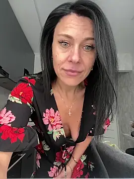 Snapshot of CuteNata chatting on October 11, 2025, 11:55 am CuteNata online show from October 11, 2025, 11:55 am