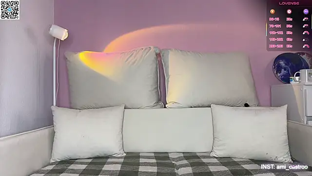 Snapshot of Ameliia_castro chatting on February 20, 2026, 5:26 am Ameliia castro online show from February 20, 2026, 5:26 am