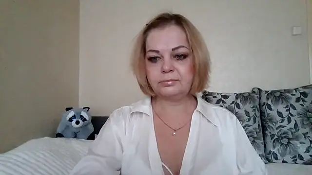 SofiyaPetrova online show from March 20, 2026, 9:43 am