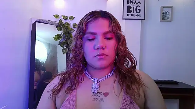 Snapshot of moon_sunflower chatting on May 26, 2026, 9:13 pm moon sunflower online show from May 26, 2026, 9:13 pm