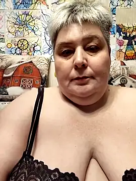 Snapshot of Baunti5555 chatting on November 24, 2025, 5:35 pm Baunti5555 online show from November 24, 2025, 5:35 pm