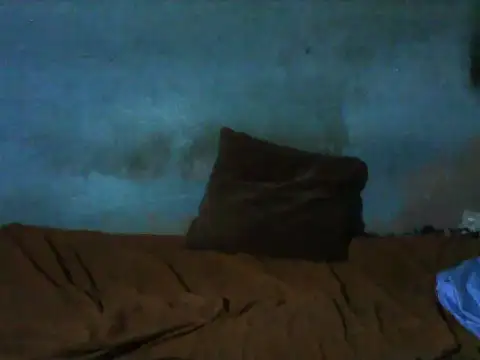 Snapshot of little__joy chatting on December 16, 2025, 11:31 pm little joy online show from December 16, 2025, 11:31 pm