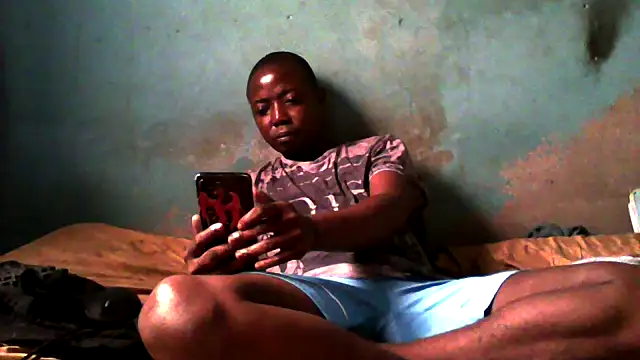 Snapshot of little__joy chatting on February 2, 2026, 3:44 pm little joy online show from February 2, 2026, 3:44 pm