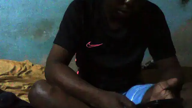 Snapshot of little__joy chatting on January 13, 2026, 10:57 pm little joy online show from January 13, 2026, 10:57 pm