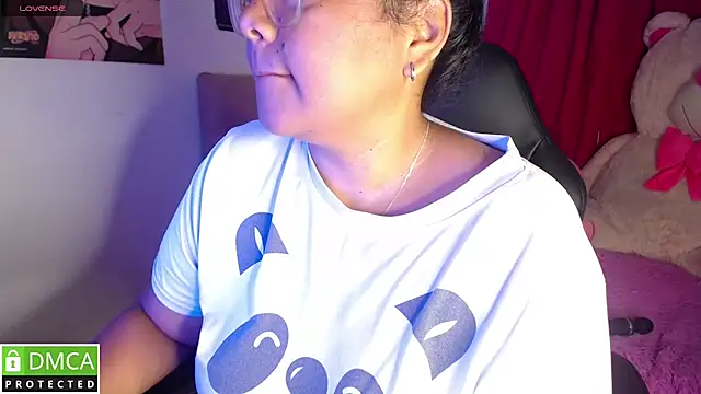 KittyHot20 online show from September 26, 2025, 4:58 pm