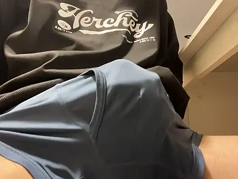 lkun9 online show from October 4, 2025, 3:52 am