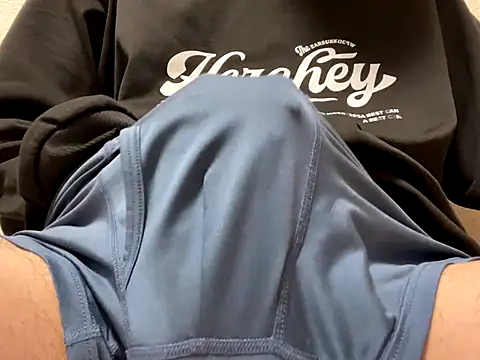 lkun9 online show from November 14, 2025, 3:26 pm