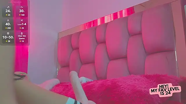 valerymonroe online show from March 4, 2025, 1:17 pm