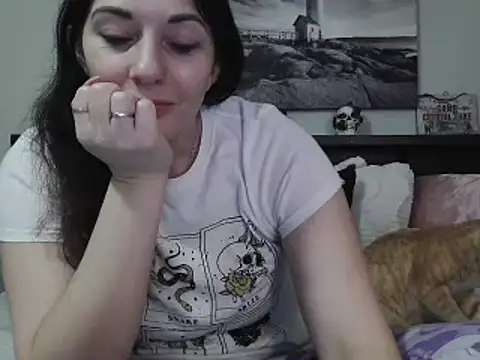 CrystalLakeXO online show from March 14, 2025, 9:14 am