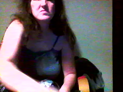 Everydayonli online show from November 16, 2025, 8:57 pm