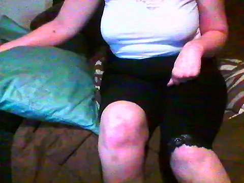 Everydayonli online show from March 11, 2026, 8:25 pm