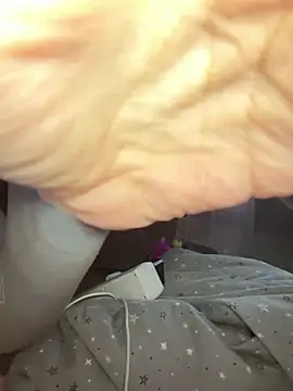 Snapshot of AileenInkOfficial chatting on February 10, 2026, 7:51 am AileenInkOfficial online show from February 10, 2026, 7:51 am