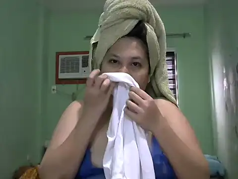 Snapshot of sweetsexysmile chatting on September 15, 2025, 1:28 am sweetsexysmile online show from September 15, 2025, 1:28 am
