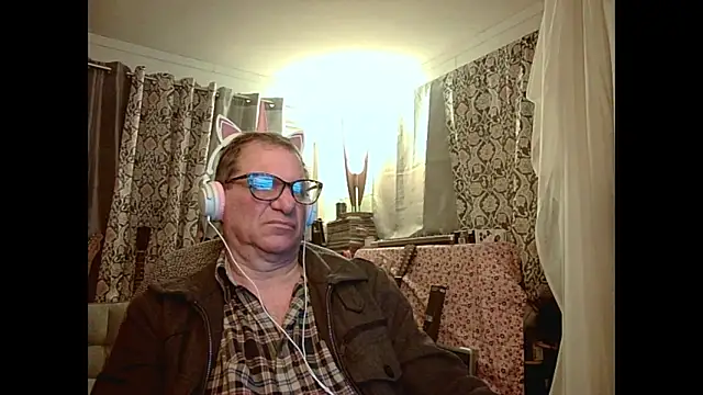 Snapshot of coryassman chatting on February 1, 2025, 12:37 pm coryassman online show from February 1, 2025, 12:37 pm