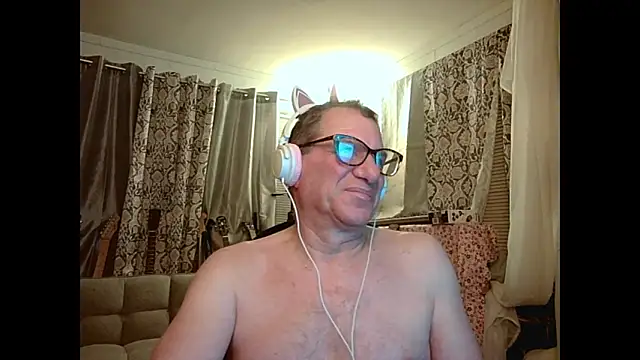 Snapshot of coryassman chatting on February 2, 2025, 2:24 pm coryassman online show from February 2, 2025, 2:24 pm