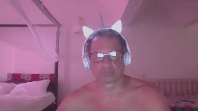 Snapshot of coryassman chatting on March 19, 2025, 1:40 pm coryassman online show from March 19, 2025, 1:40 pm