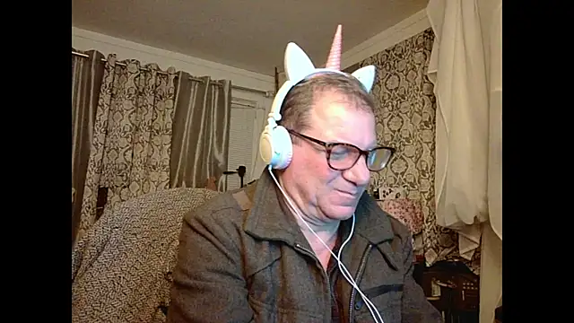 Snapshot of coryassman chatting on February 9, 2025, 11:04 am coryassman online show from February 9, 2025, 11:04 am