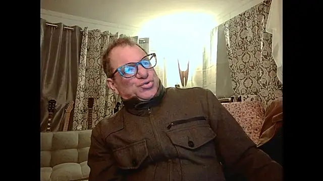 Snapshot of coryassman chatting on January 28, 2025, 2:00 am coryassman online show from January 28, 2025, 2:00 am