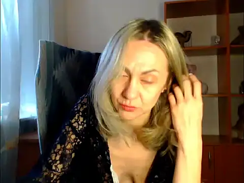 Tanya6547 online show from January 18, 2026, 9:56 am