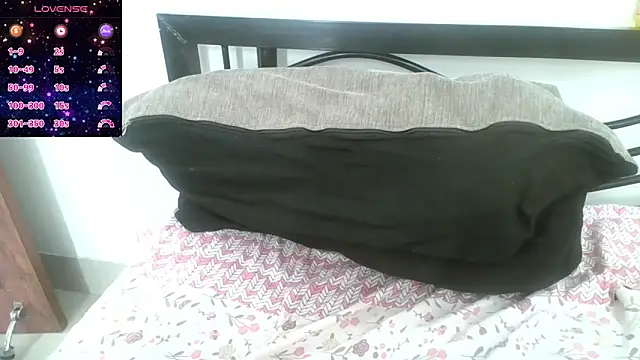 Snapshot of Big-boom121 chatting on February 22, 2026, 7:33 am Big-boom121 online show from February 22, 2026, 7:33 am