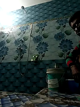 model yesx online show from January 13, 2026, 4:44 pm