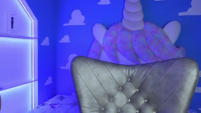 miss romyna online show from December 1, 2025, 11:00 am