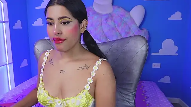 Snapshot of miss_romyna chatting on September 25, 2025, 11:05 am miss romyna online show from September 25, 2025, 11:05 am