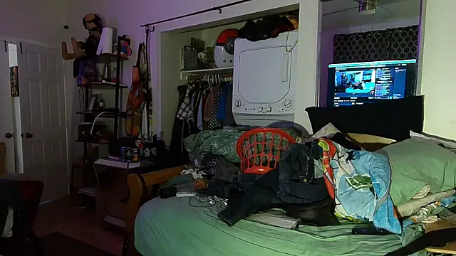 badboybrad11 online show from October 25, 2025, 1:05 am