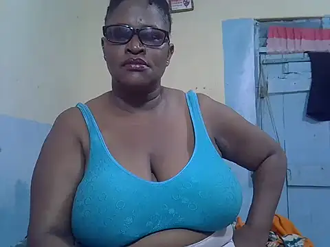sexy bigboobss online show from October 14, 2025, 8:04 am