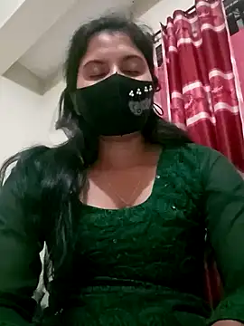 Snapshot of Cute_Nipa chatting on February 11, 2025, 6:33 pm Cute Nipa online show from February 11, 2025, 6:33 pm