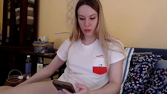 Snapshot of Scarlettford chatting on February 26, 2025, 4:27 pm Scarlettford online show from February 26, 2025, 4:27 pm
