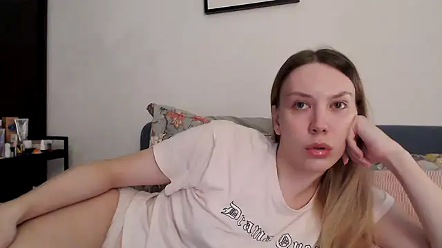 Scarlettford online show from March 16, 2026, 3:48 pm