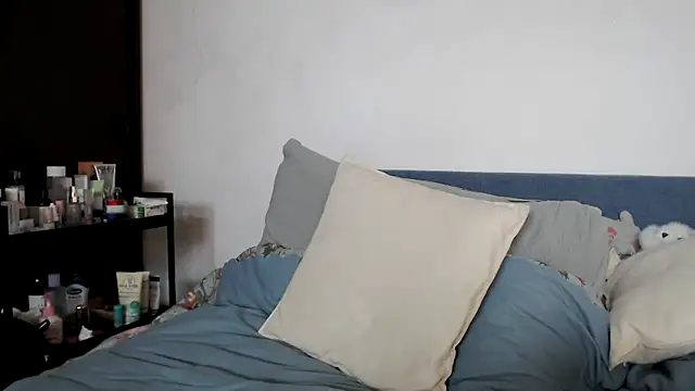 Scarlettford online show from February 26, 2026, 12:16 pm