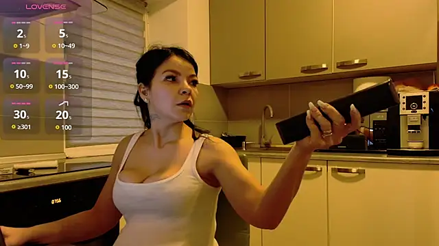 alisoncassie online show from February 4, 2026, 5:57 am