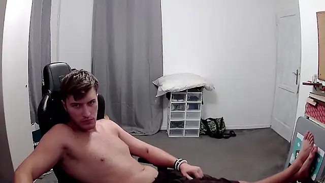 PKrisztian online show from September 10, 2025, 8:19 pm