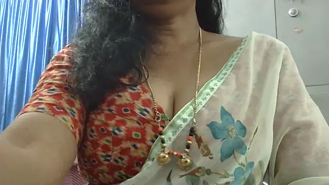 Vijji-telugu online show from December 15, 2025, 4:07 am